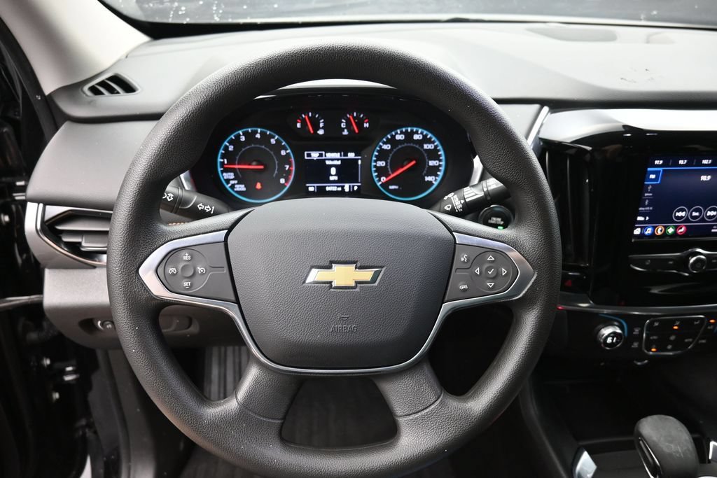 Used 2021 Chevrolet Traverse LS FWD image 7