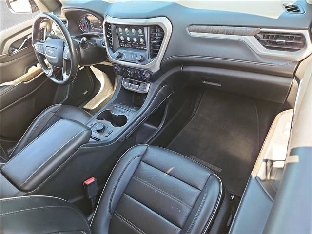 Used 2022 GMC Acadia Denali w/ Denali Ultimate Package FWD image 24