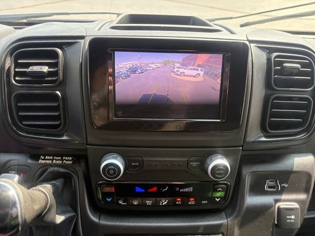 Used 2025 RAM ProMaster 2500 w/ U-Haul Equipment Group FWD image 27