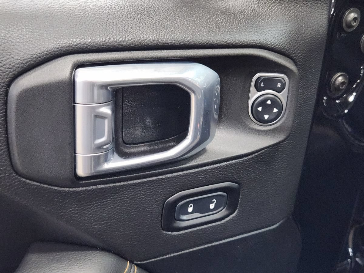 Used 2021 Jeep Wrangler Unlimited Sahara AWD/4WD image 42