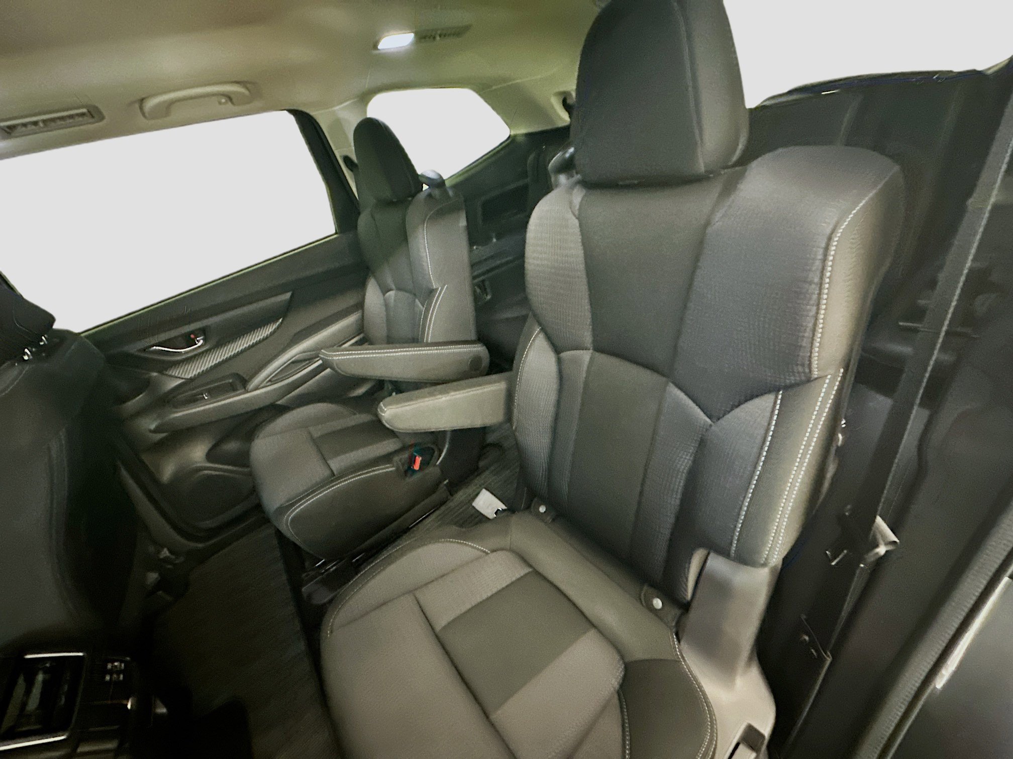 Used 2025 Subaru Ascent Premium image 29