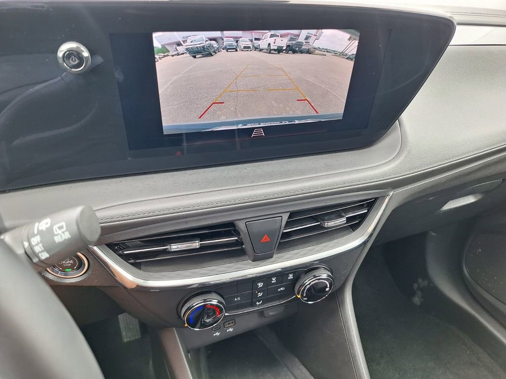 Used 2025 Buick Encore GX Preferred image 15