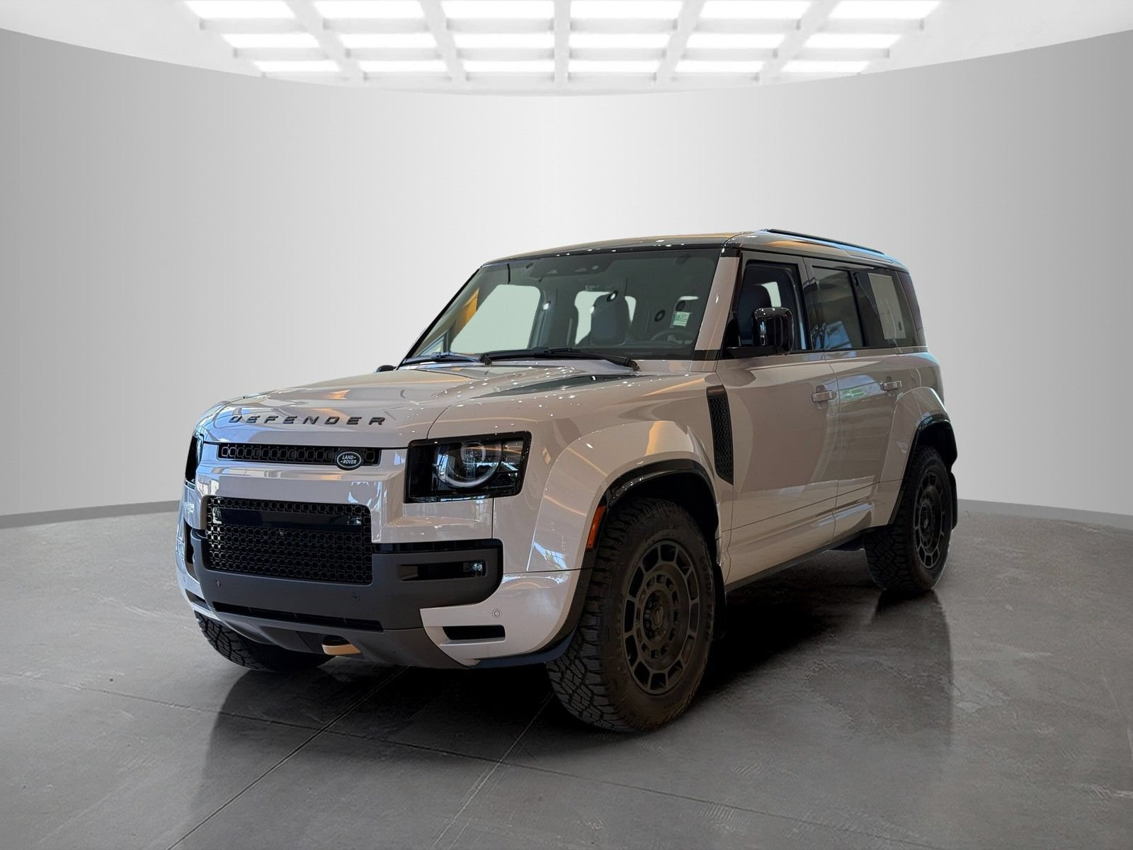 New 2026 Land Rover Defender 110 OCTA AWD/4WD image 1