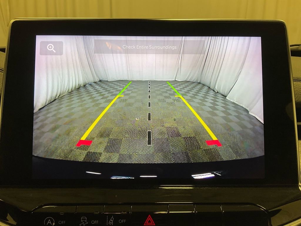 Used 2024 Jeep Compass Latitude image 23