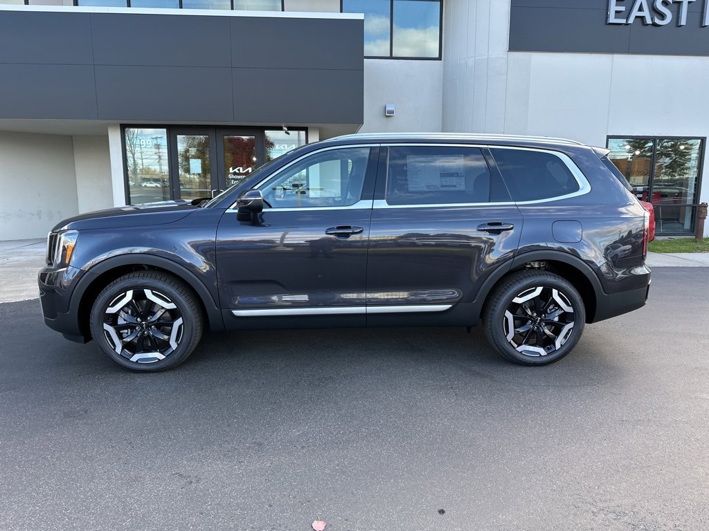New 2025 Kia Telluride EX image 2