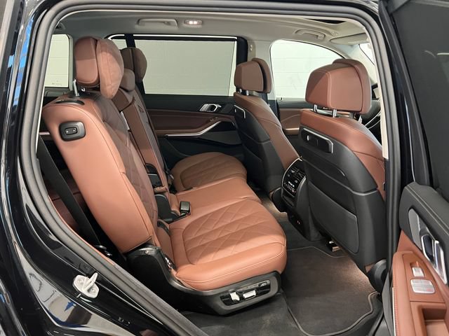 Used 2026 BMW X7 xDrive40i AWD/4WD image 13