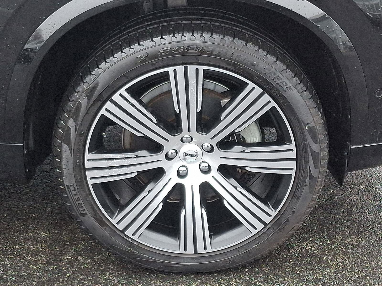 Certified 2023 Volvo XC90 B6 Ultimate w/ Protection Package AWD/4WD image 8
