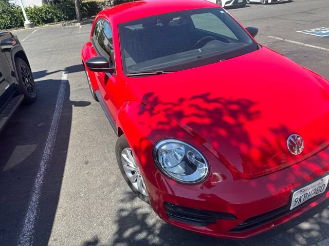 Used 2018 Volkswagen Beetle 2.0T S FWD image 18