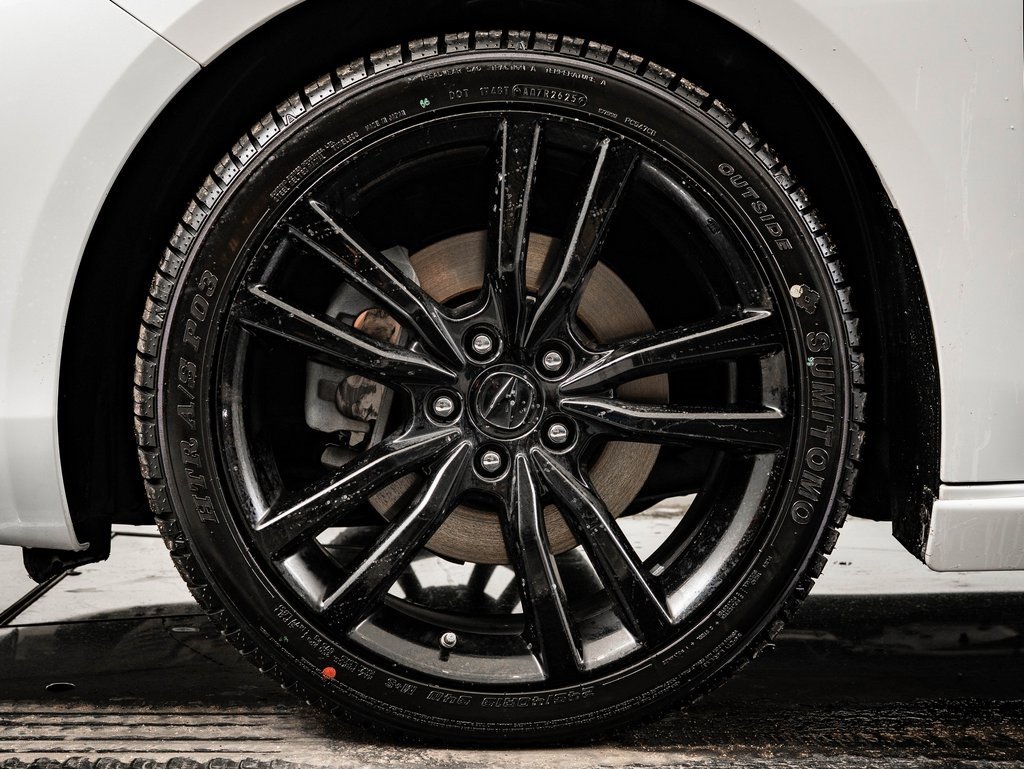 Certified 2018 Acura TLX V6 w/ Technology & A-SPEC Pkg image 13