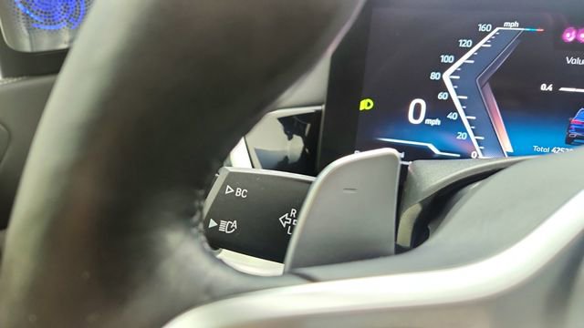 Used 2024 BMW X7 xDrive40i w/ Executive Package image 44