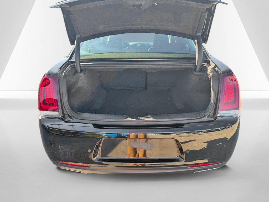 Used 2023 Chrysler 300 Touring L w/ Comfort Group AWD/4WD image 31