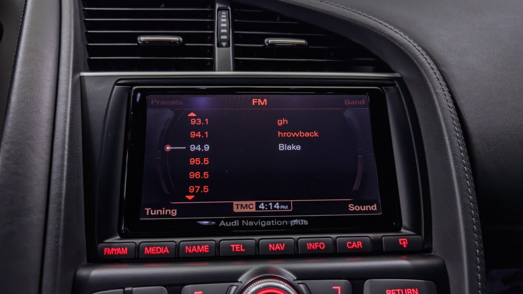 Used 2014 Audi R8 V8 AWD/4WD image 32