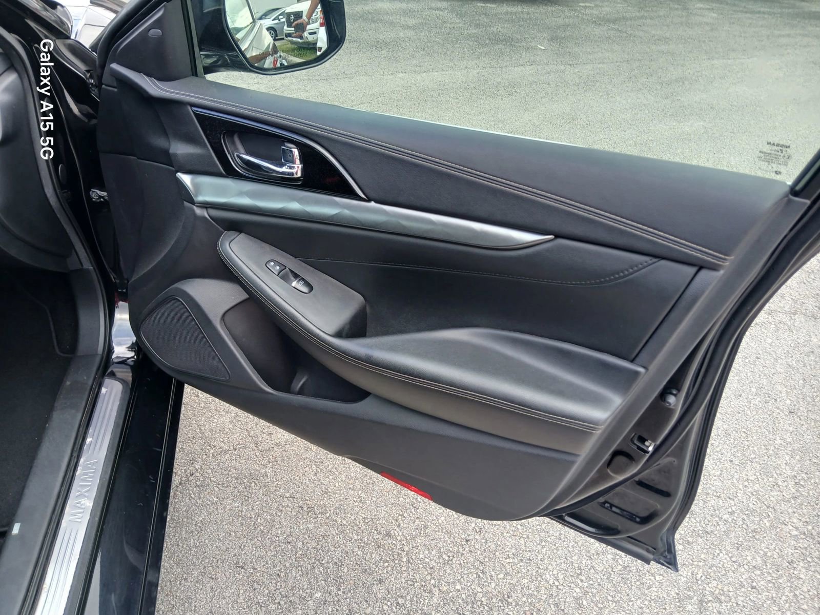 Used 2019 Nissan Maxima 3.5 SV w/ Floor Mat Group FWD image 17
