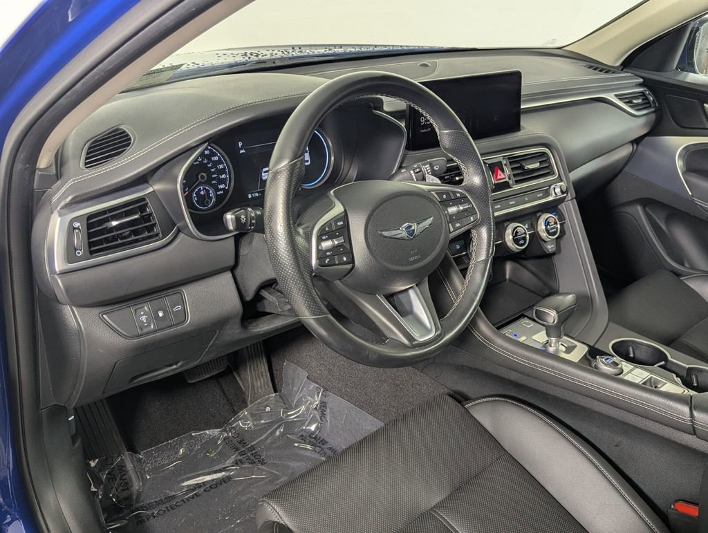 Used 2022 Genesis G70 2.0T RWD image 13