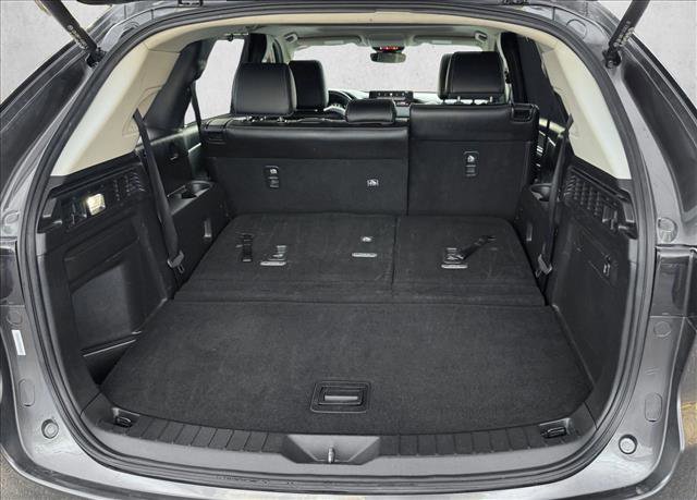 Used 2024 MAZDA CX-90 3.3 Turbo w/ Preferred Plus image 8