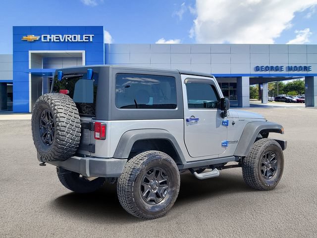 Used 2017 Jeep Wrangler Sport AWD/4WD image 4