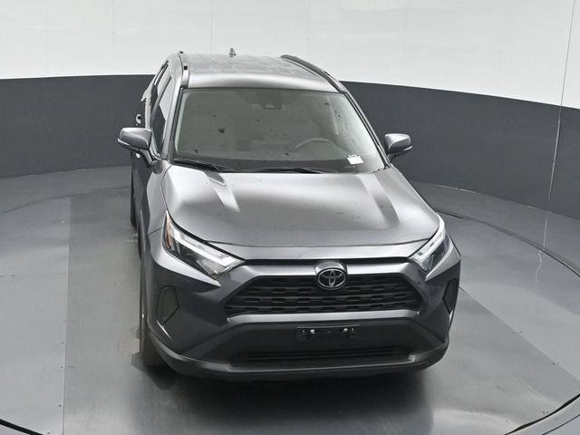 Used 2025 Toyota RAV4 XLE AWD/4WD image 43