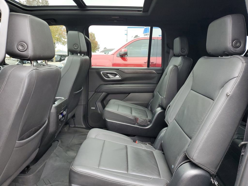Used 2023 Chevrolet Suburban Z71 w/ Z71 Off-Road Package image 31