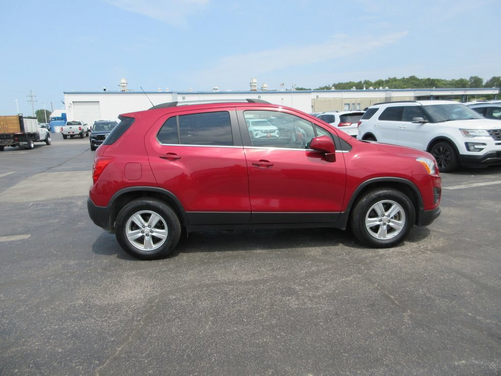 Used 2015 Chevrolet Trax LT w/ LT Sun and Sound Package AWD/4WD image 5