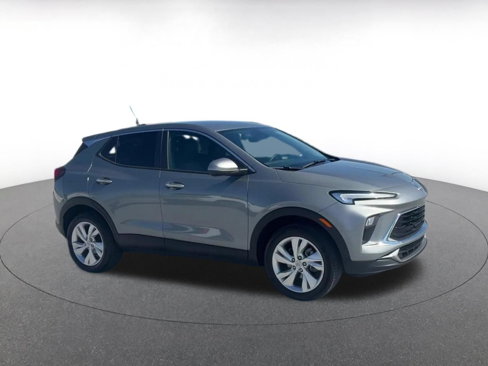 Used 2025 Buick Encore GX Preferred AWD/4WD image 2