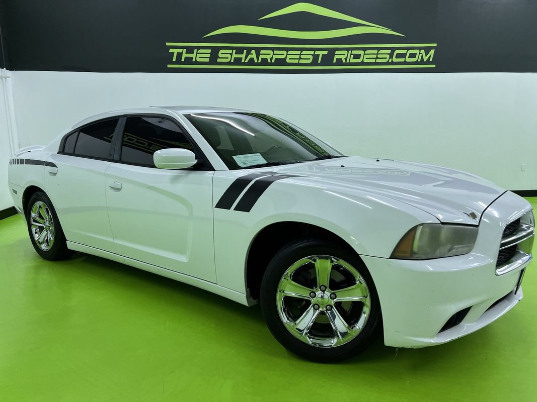 Used 2011 Dodge Charger Rallye RWD image 1
