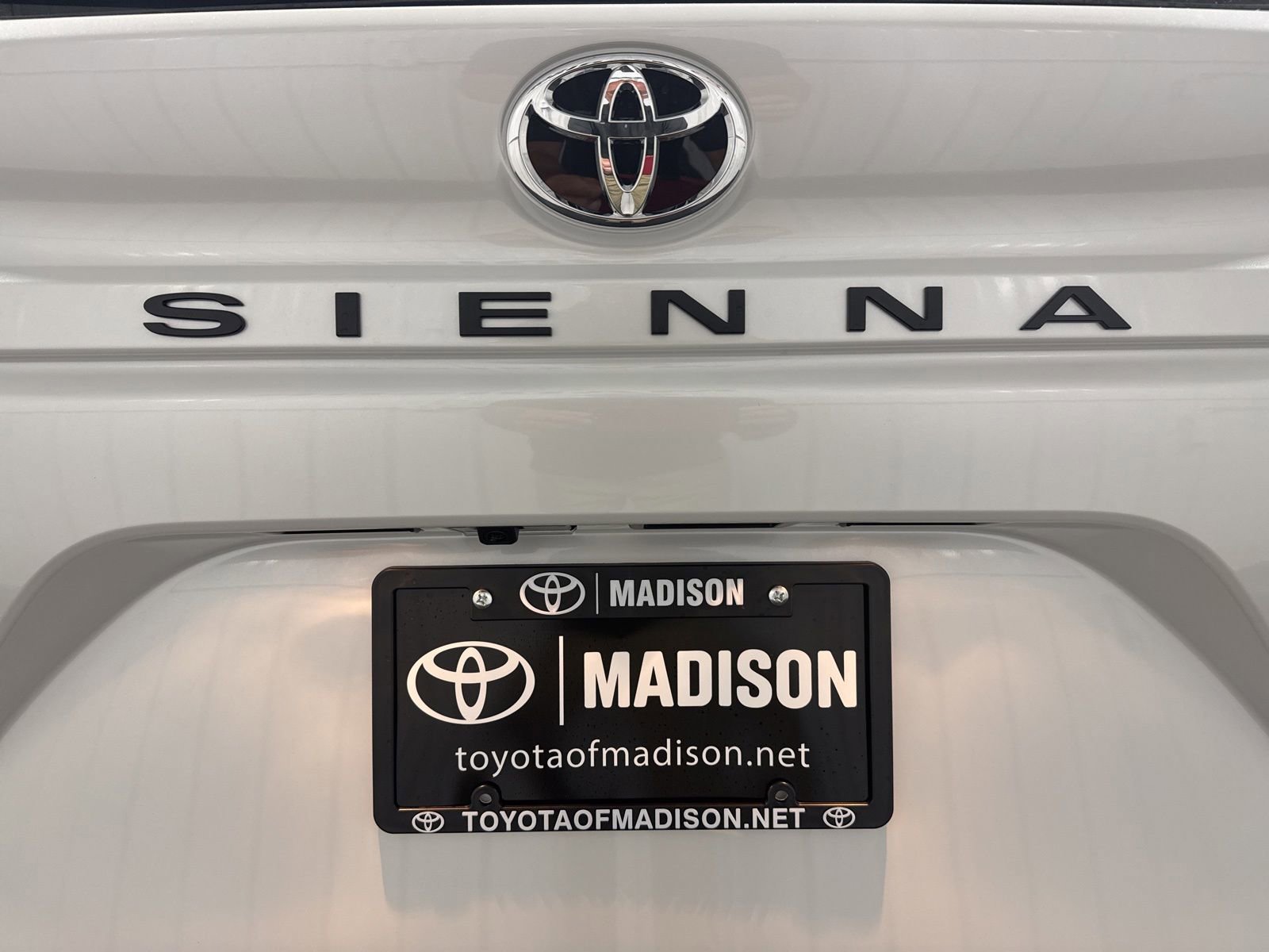 New 2026 Toyota Sienna XLE FWD image 47