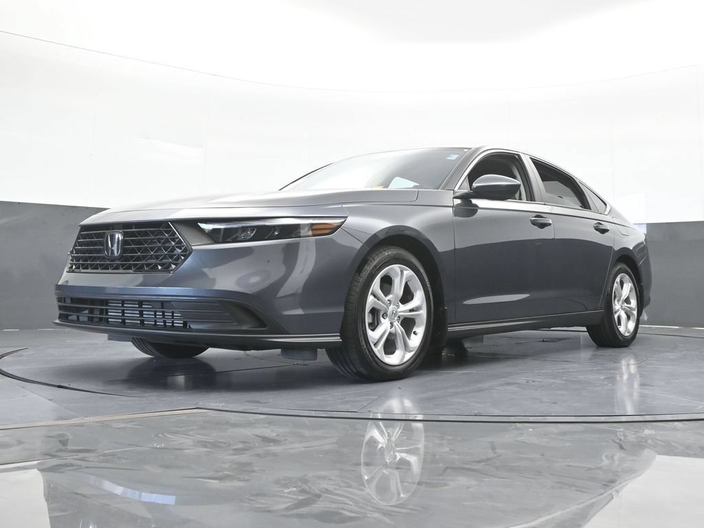Used 2025 Honda Accord LX image 52