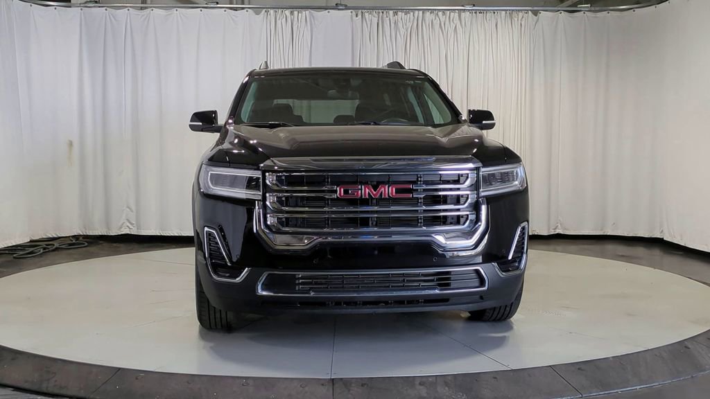 Used 2023 GMC Acadia SLE w/ Driver Convenience Package image 3