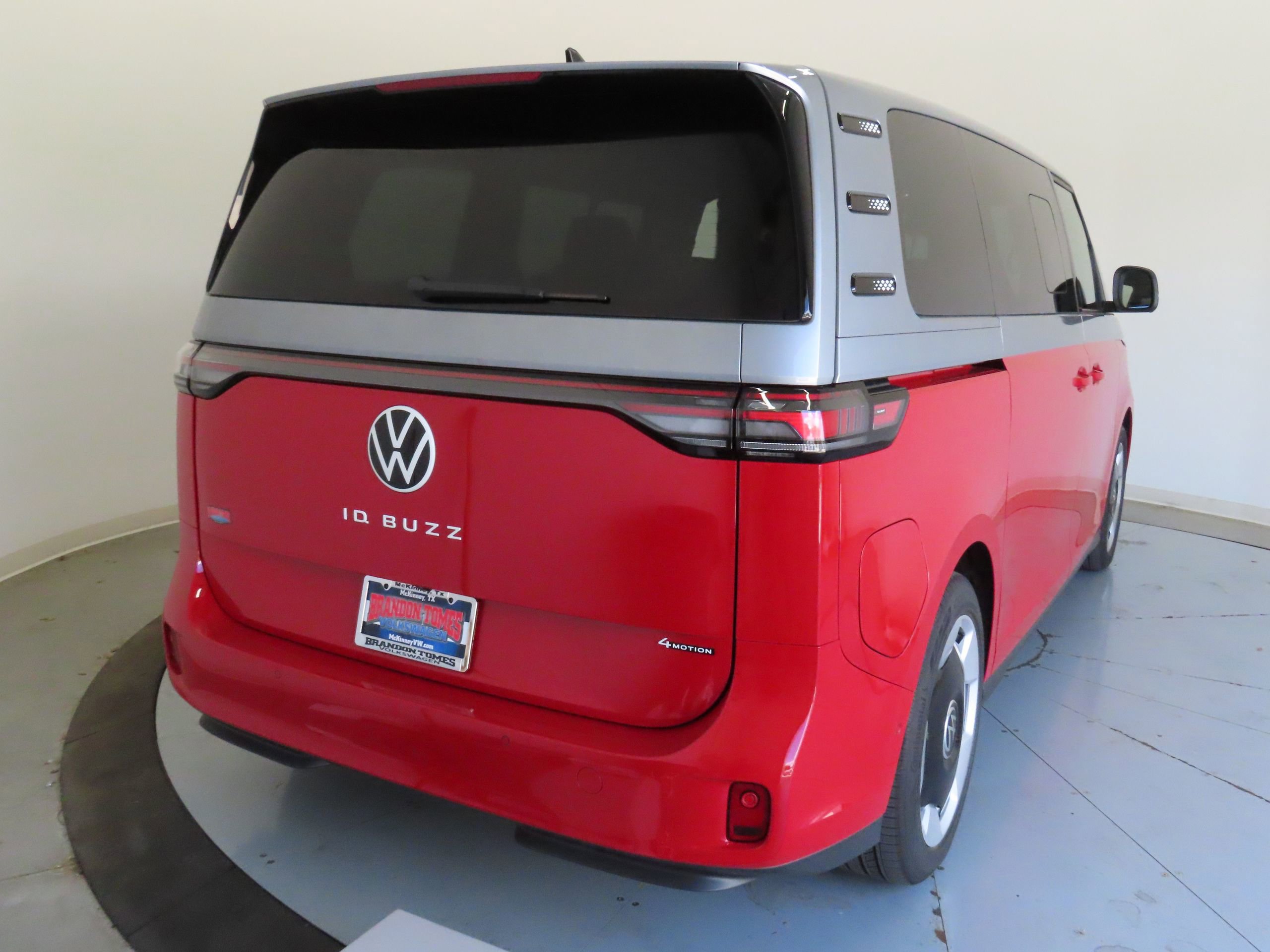 New 2025 Volkswagen ID. Buzz Pro S Plus image 4