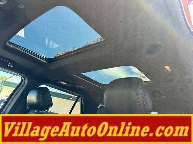 Used 2017 Ford Explorer Limited w/ Equipment Group 301A AWD/4WD image 17