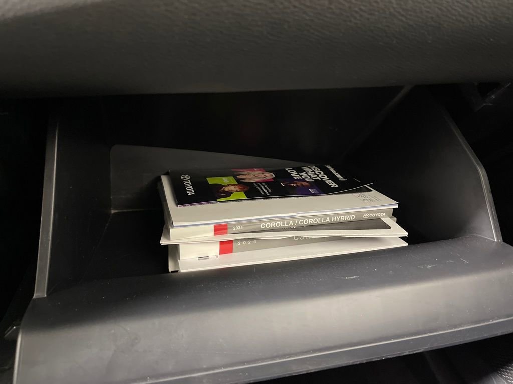 Certified 2024 Toyota Corolla LE image 25