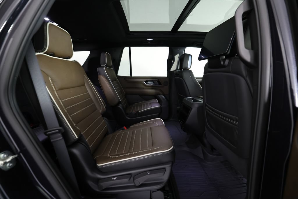 Used 2026 GMC Yukon Denali Ultimate AWD/4WD image 11