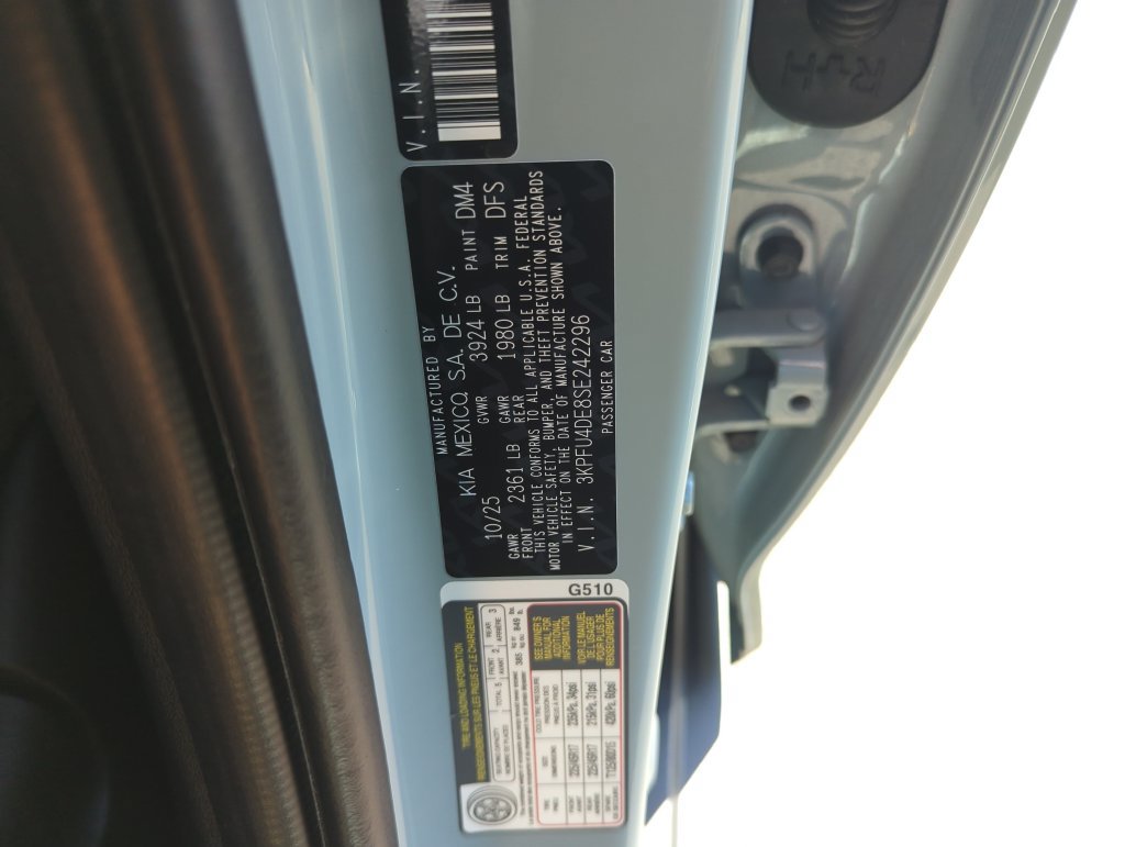 Used 2025 Kia K4 EX FWD image 38
