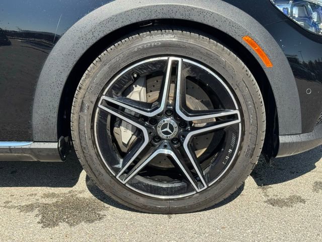 Used 2022 Mercedes-Benz E 450 4MATIC All-Terrain Wagon image 9