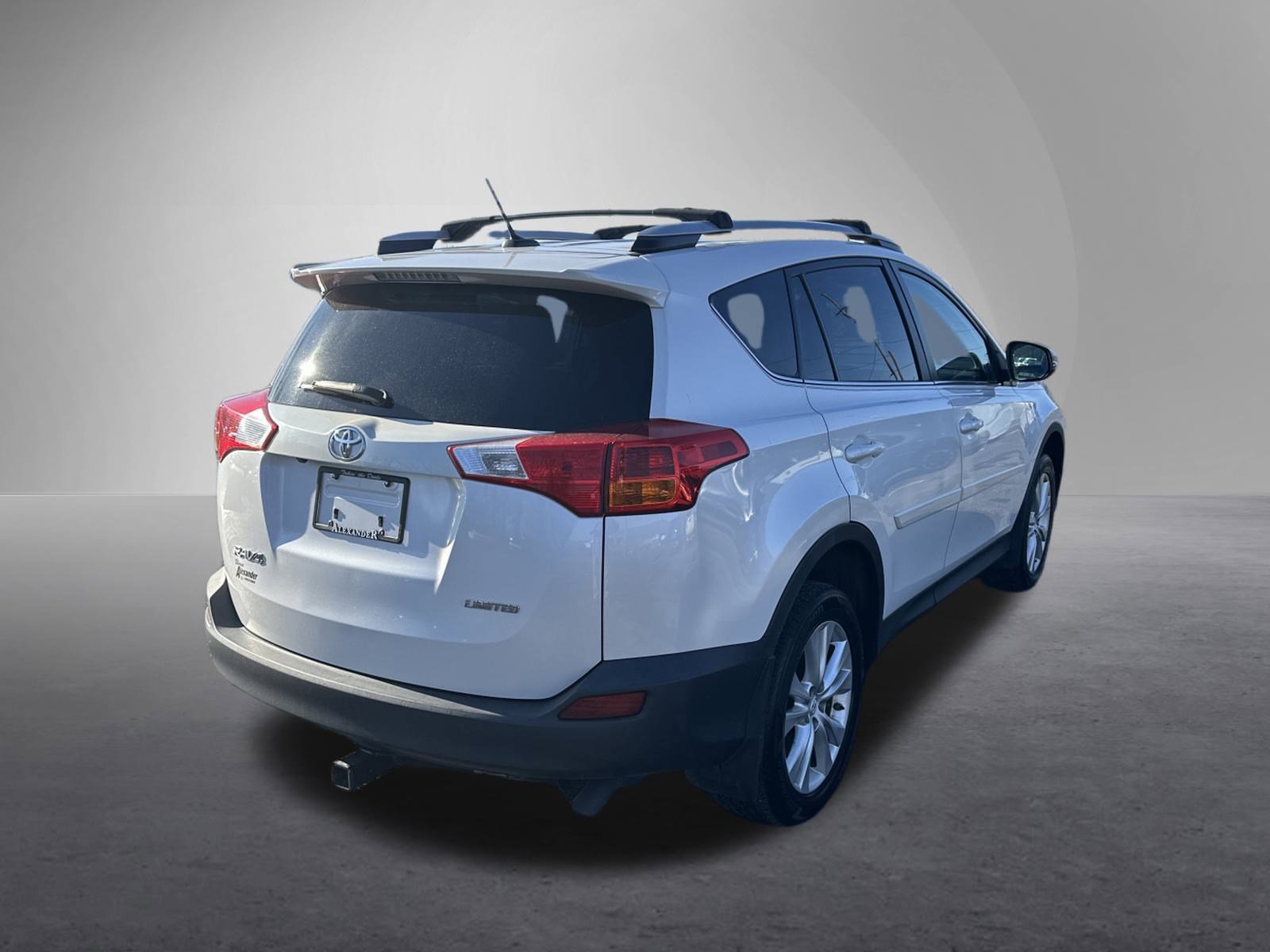 Used 2014 Toyota RAV4 Limited image 3