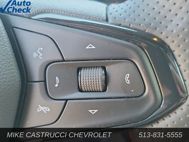 Used 2026 Chevrolet Trax RS FWD image 13