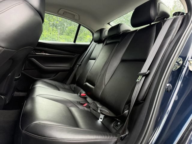 Used 2021 MAZDA MAZDA3 s FWD image 12