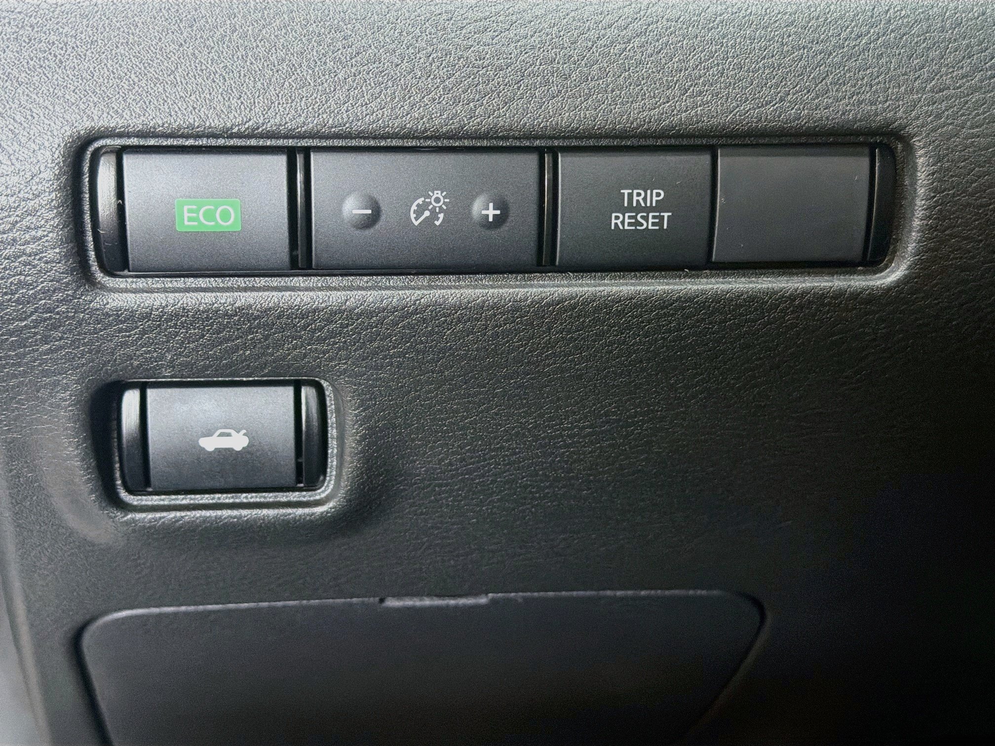 Used 2023 Nissan Sentra SV FWD image 16