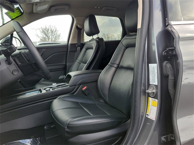 Certified 2024 Lincoln Corsair AWD w/ Equipment Group 101A image 6