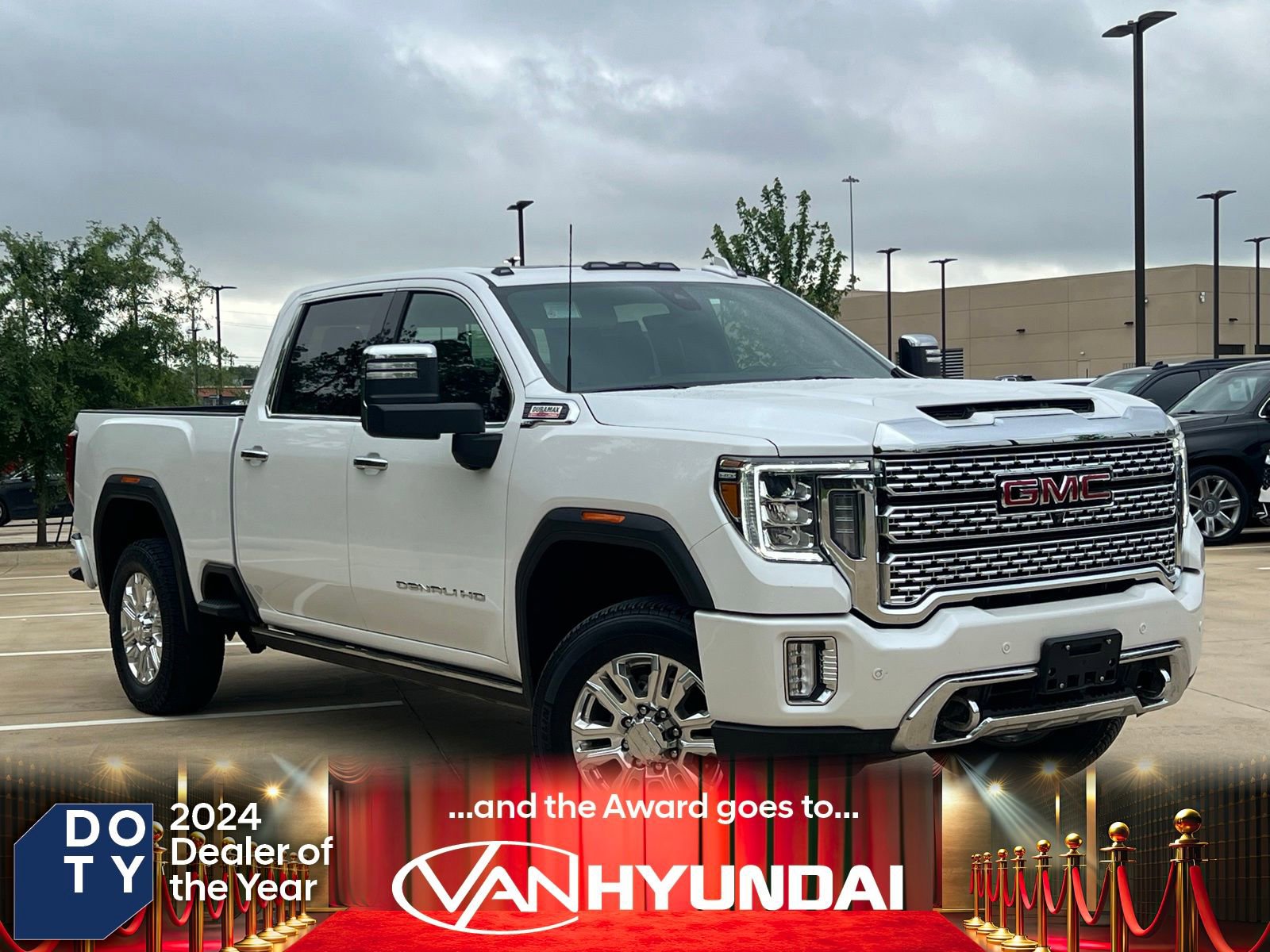 Used 2022 GMC Sierra 2500 Denali w/ Denali Ultimate Package AWD/4WD image 1