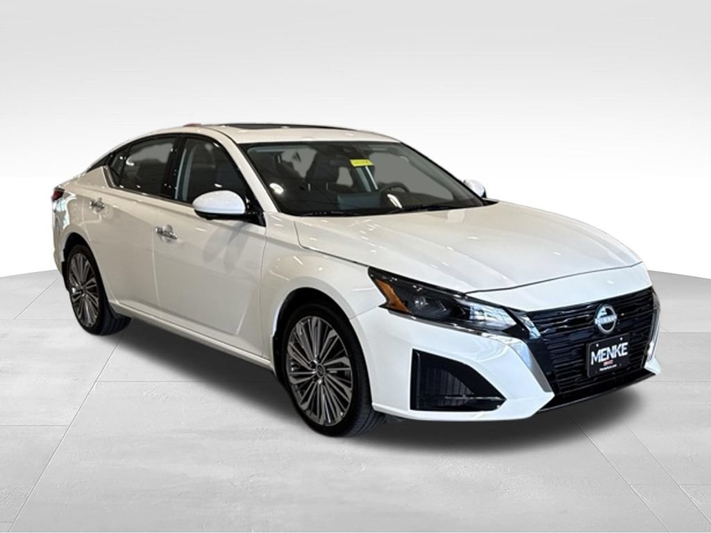 Used 2025 Nissan Altima 2.5 SL AWD/4WD 360° Tour
