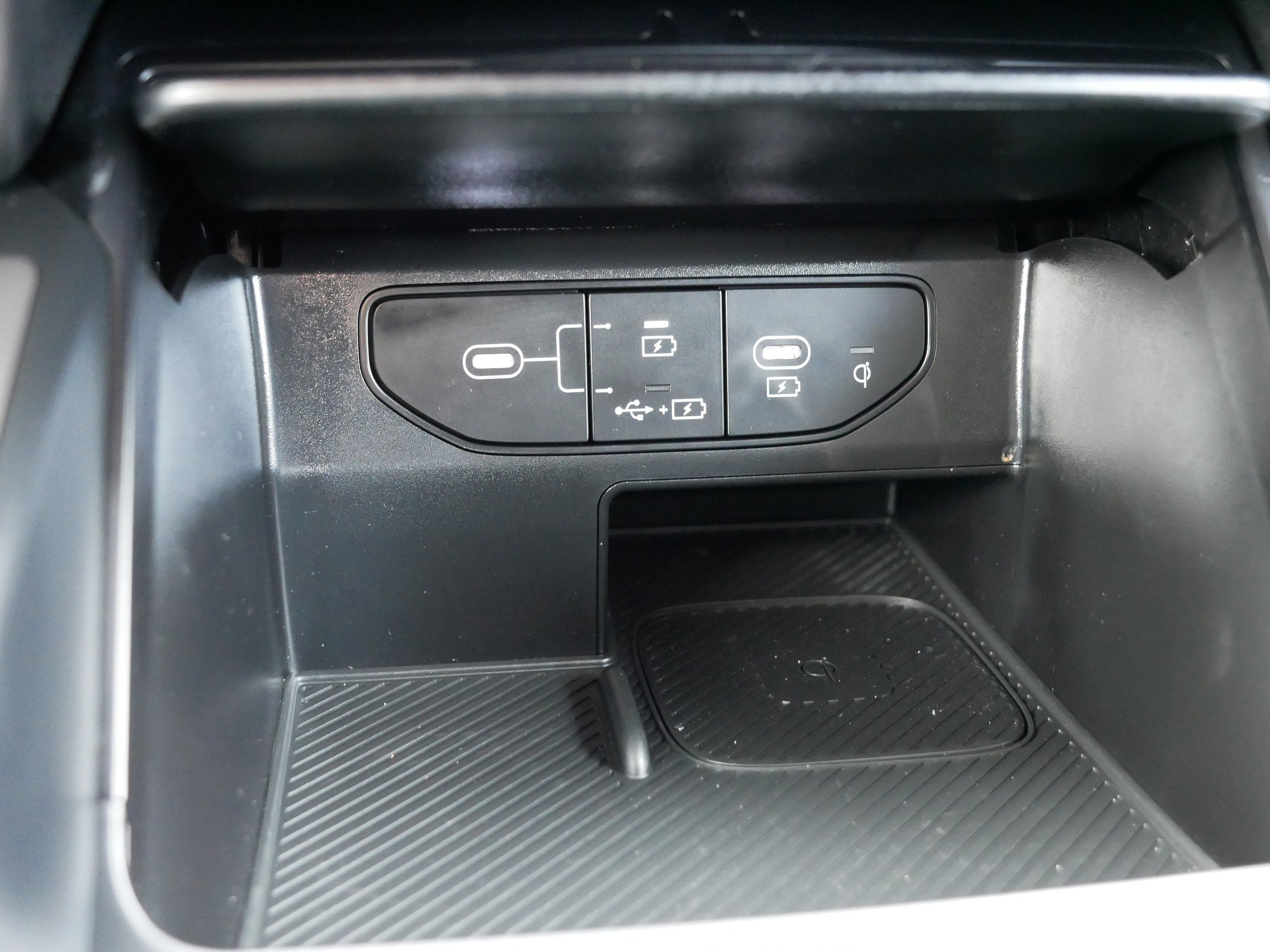 Certified 2025 Kia Sorento EX image 33