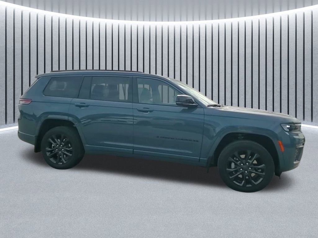 New 2026 Jeep Grand Cherokee L Limited AWD/4WD image 4