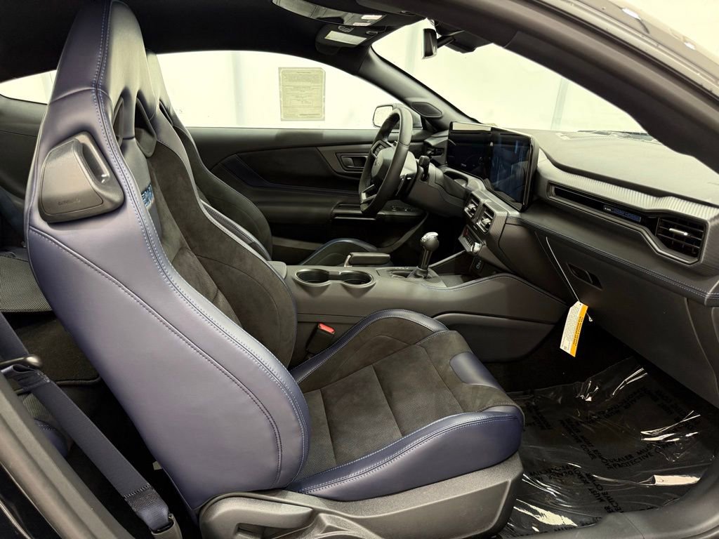 New 2025 Ford Mustang Dark Horse image 14