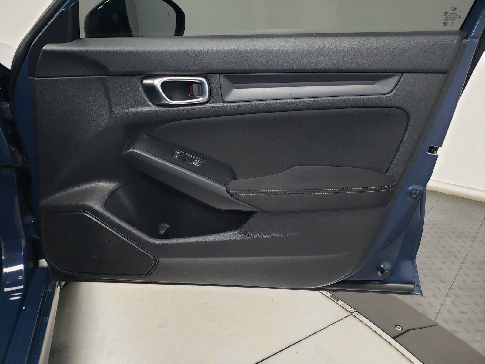 Certified 2025 Honda Civic Sport image 34