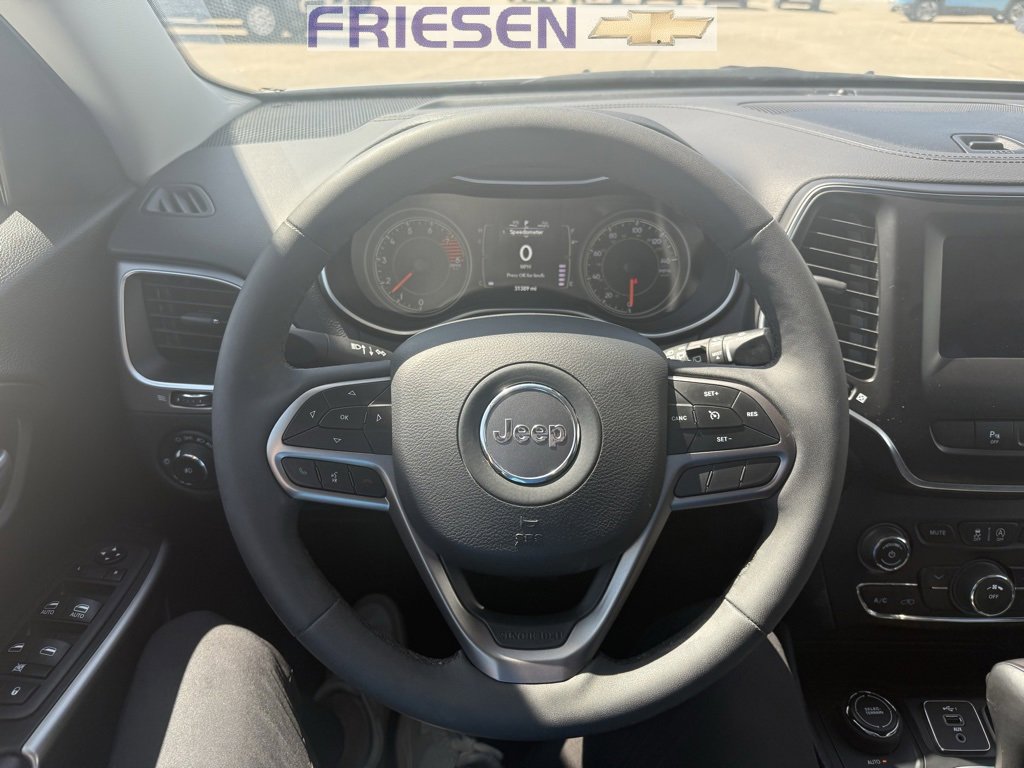 Used 2021 Jeep Cherokee Latitude Lux image 12