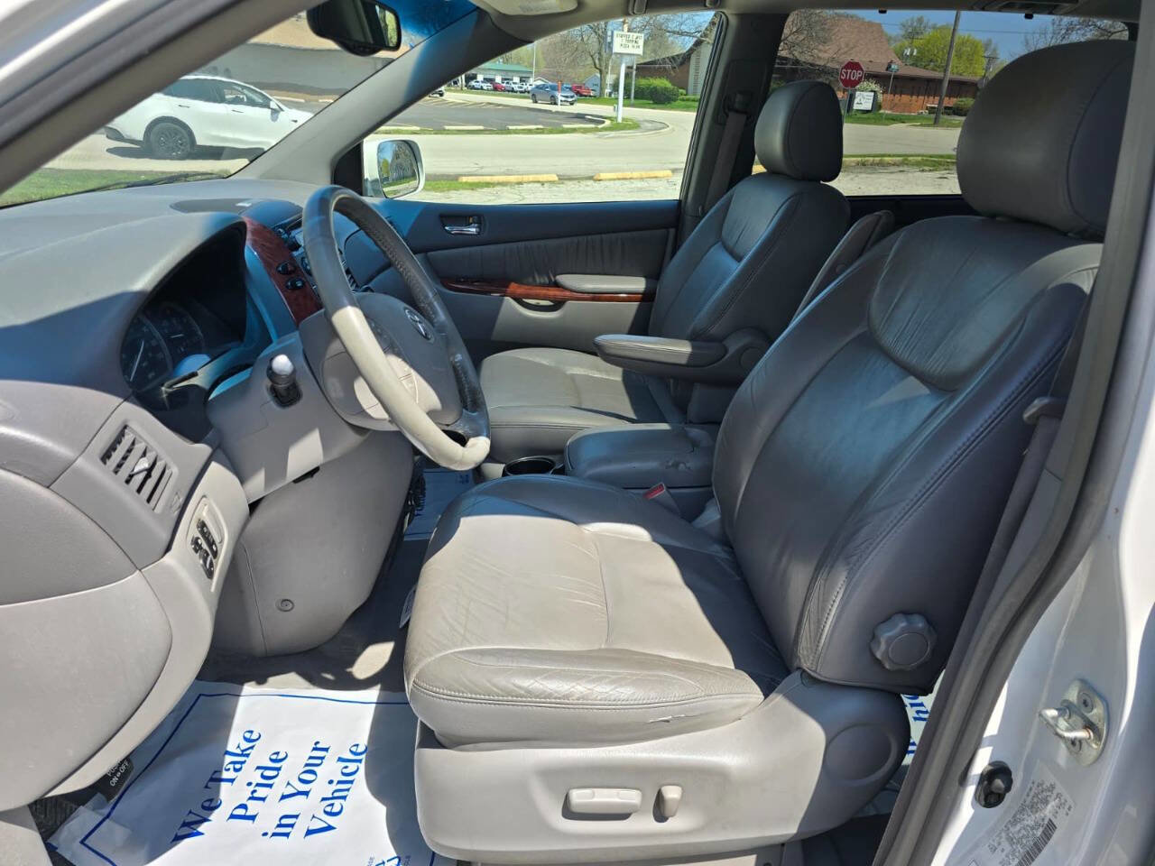 Used 2004 Toyota Sienna XLE Limited FWD image 11
