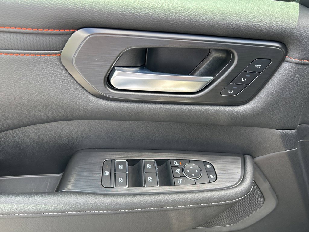 New 2026 Nissan Armada PRO-4X AWD/4WD image 19