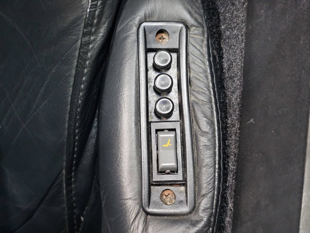 Used 1991 Chevrolet Corvette Coupe RWD image 19