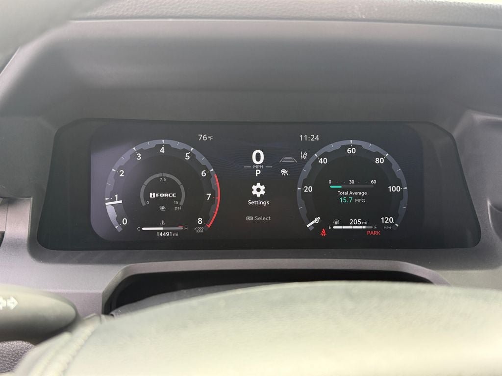 Used 2024 Toyota Tacoma Limited w/ Limited Package (LT) AWD/4WD image 14